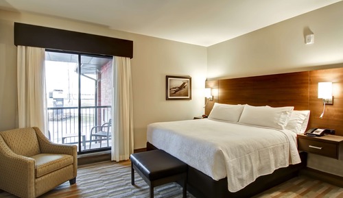 Standard Room, 1 King Bed, Non Smoking, Balcony