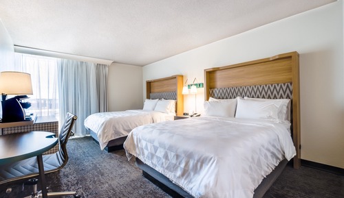 Standard Room, 2 Double Beds (Low Floor)