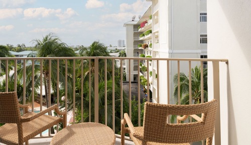 Room, 1 King Bed with Sofa bed, Non Smoking (Balcony)