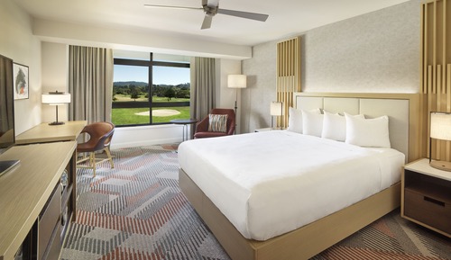 Room, 1 King Bed, Balcony, Golf View