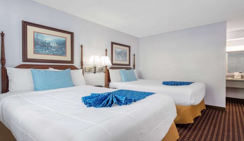 Double Room, 2 Double Beds
