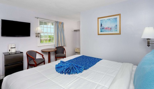 Suite, 1 Queen Bed, Non Smoking