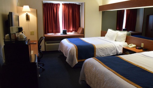 Basic Double Room, 2 Queen Beds