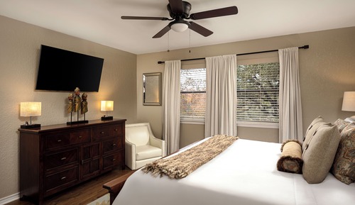 Luxury Room, Non Smoking (Houston Room)