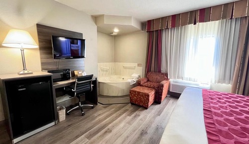 Studio Suite, 1 King Bed, Non Smoking