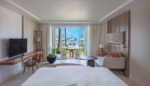 Hibiscus Beachfront Room King