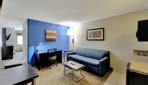 Suite, 1 King Bed