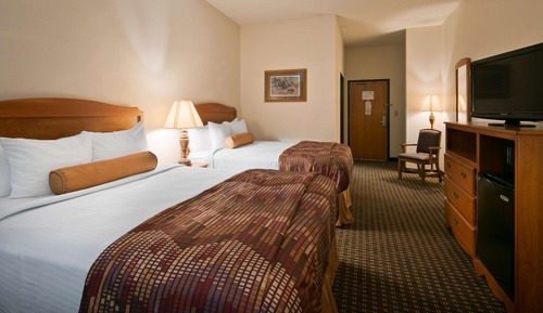 Standard Room, 2 Queen Beds, Non Smoking, Refrigerator & Microwave