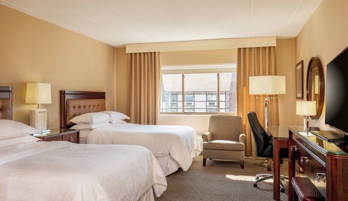 Traditional Room, 2 Queen Beds (Hearing Accessible)