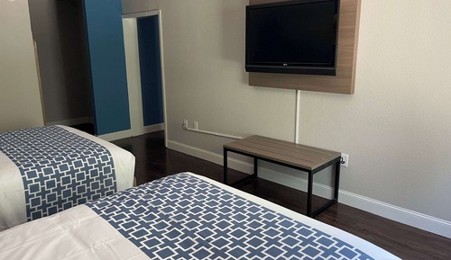 Room, 2 Queen Beds, Non Smoking