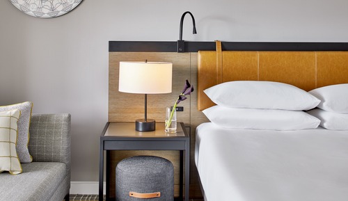 Room, 1 King Bed, Balcony, City View