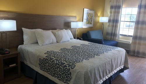 Standard Room, 1 King Bed