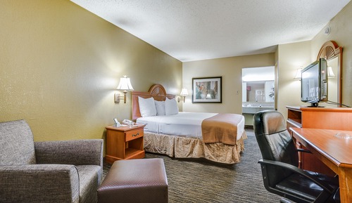 Standard Room, 1 King Bed, Smoking