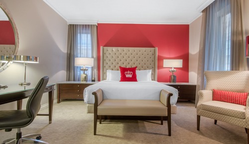 Deluxe Room, 1 King Bed