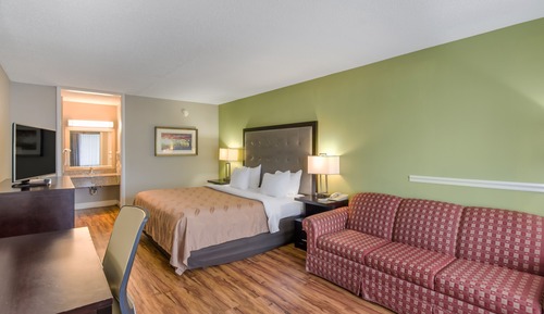 Standard Room, 1 King Bed, Smoking