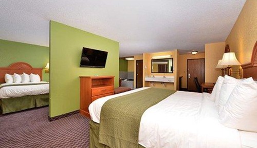 Suite, Multiple Beds, Accessible, Non Smoking