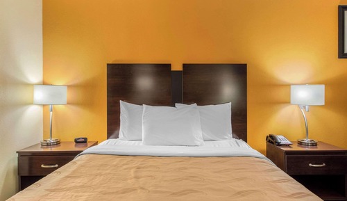 Standard Room, 1 Queen Bed, Non Smoking