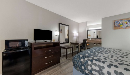 Standard Room, 1 King Bed, Non Smoking