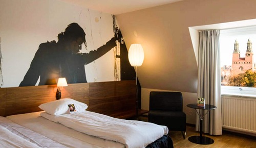 Standard Twin Room