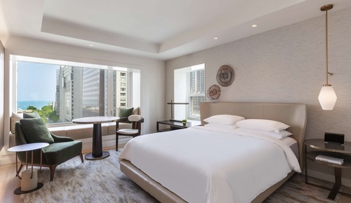 Room, 1 King Bed, Lake View