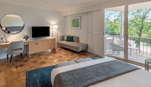 Classic Room, 1 King Bed, Marina View