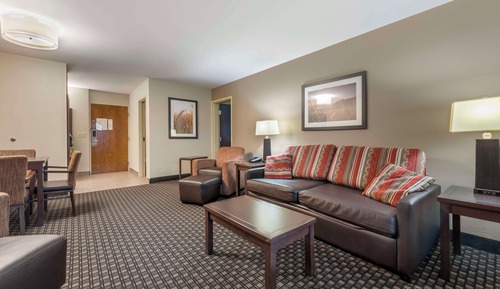 Suite, 2 Queen Beds, Non Smoking, Refrigerator & Microwave (2nd Floor;with Sofabed)