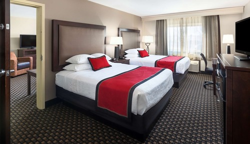 Suite, 2 Queen Beds, Non Smoking, Refrigerator & Microwave (with Sofabed)