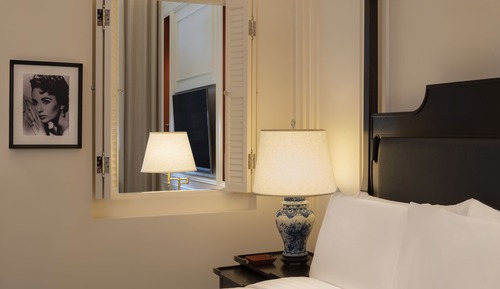 Suite, 1 King Bed (Personality)