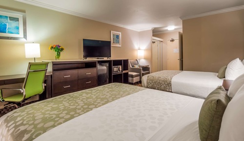 Standard Room, 2 Queen Beds, Non Smoking