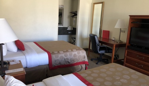 Room, 2 Queen Beds, Non Smoking