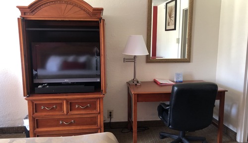 Suite, 1 King Bed, Non Smoking, Jetted Tub