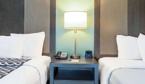 Room, 2 Queen Beds, Non Smoking