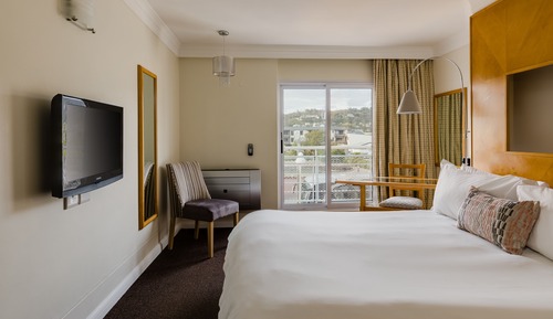 Room, 1 King Bed, City View