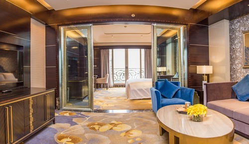 Castle Suite