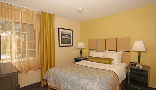 Studio Suite, 1 Queen Bed, Accessible (MOBILITY)