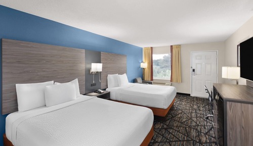 Standard Room, 2 Queen Beds, Non Smoking