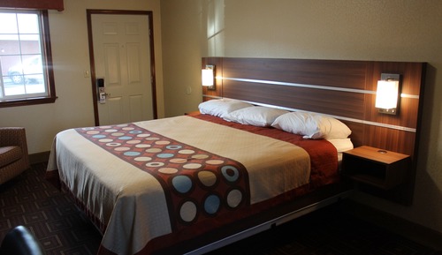 Standard Room, 1 King Bed, Non Smoking