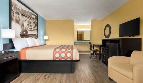 Standard Room, 1 King Bed