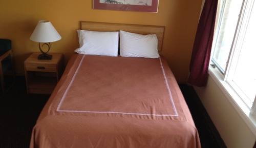 Standard Room, 1 Queen Bed, Non Smoking