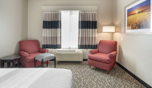 Suite, 1 King Bed, Non Smoking