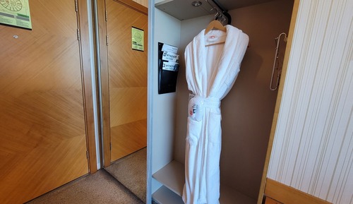 Room, 1 King Bed, Non Smoking, Mountain View
