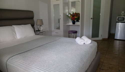 Studio Suite, 1 Queen Bed