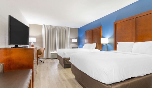 Standard Room, 2 Queen Beds, Non Smoking