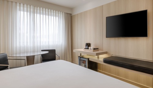 Standard Room, 1 King Bed, Non Smoking