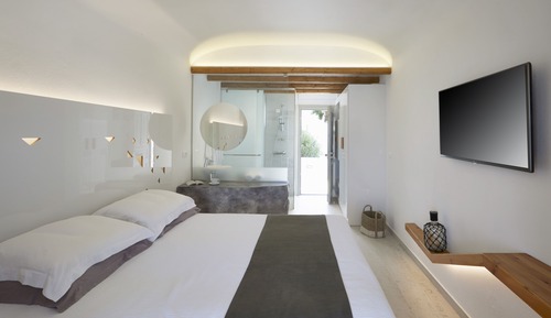 Standard Double Room, Partial Sea View