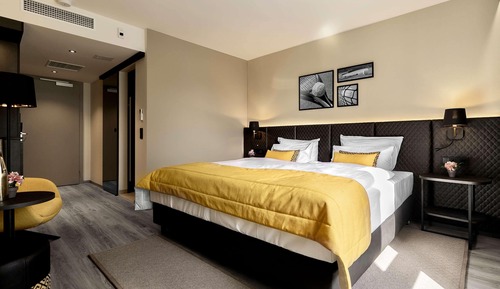 Comfort Deluxe Room
