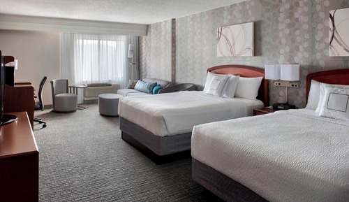 Room, Multiple Beds