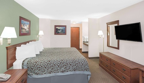 Room, 1 King Bed, Non Smoking, Microwave