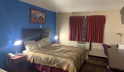 Economy Double Room, 1 King Bed, Non Smoking