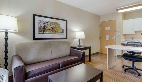 Deluxe Studio, Multiple Beds, Non Smoking